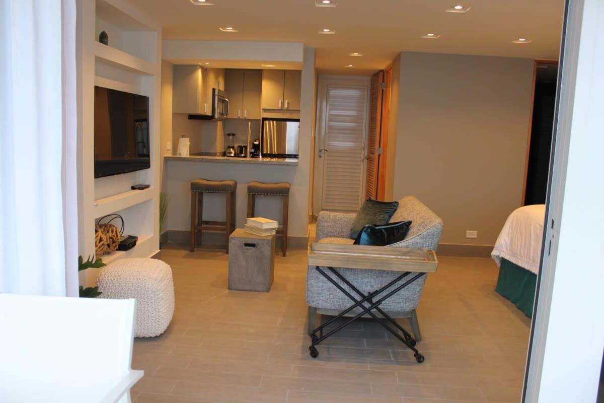 Enchanted 17 Jewel Beachfront Luquillo -Pool Luaran gambar